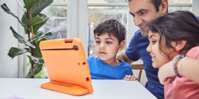 How to talk to your child about online safety