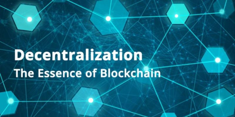 advantages of using blockchain in a decentralized web